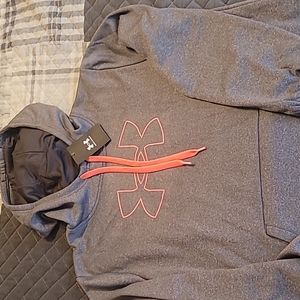 Under Armour Hoodie